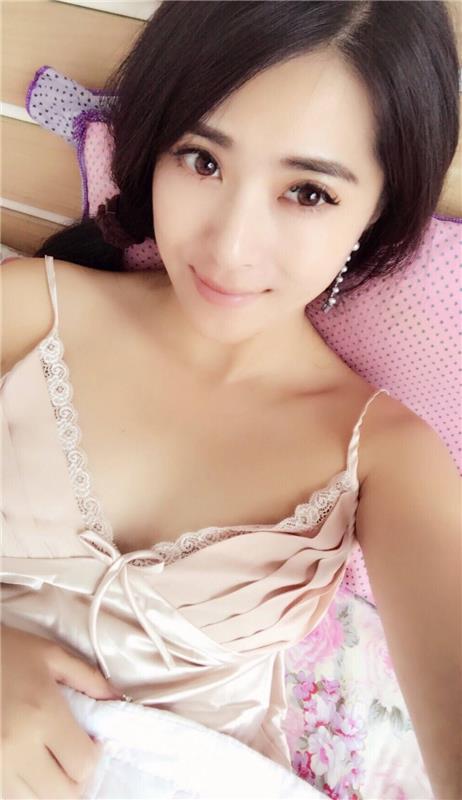 艹干轻熟美乳女萍萍 爽战